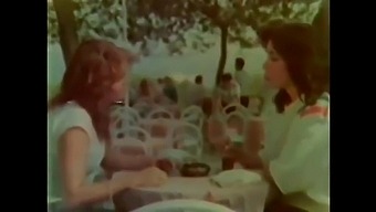 Vintage Turkish Wives Enjoy Intense Orgasm