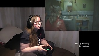 私がこのビデオでバイオハザード2を脱いで遊ぶのを見てください。