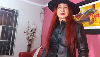 אלת מבוגרת מהממת הופכת למכשפת מפתה ומרגשת להלווין