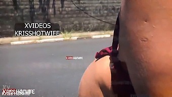 Noel, Eine Scharfe Hotwife, Zieht Sich Mitten Im Geschäftigen Verkehr Von Salvador Bahia Aus - Eine Festliche Urlaubsüberraschung