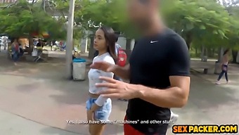 Fantastisk Liten Brunette Får Anal Penetrasjon Under Fysioterapi-Økt